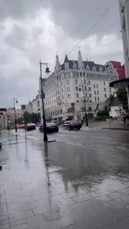 ⛈️«Жёлтый» уровень погодной опасности объявлен в Москве из-за грозы и дождя сегодня до 21:00⛈️