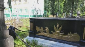 Пермь. Прогулка по Егошихинскому некрополю.