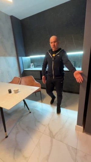 С таким ремонтом ты не постареешь #алексейземсков #alexeyzemskov #теплыйпол #ремонткухни #гостиная