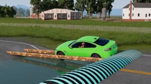 Автомобили по бревенчатому мосту в BeamNg Drive