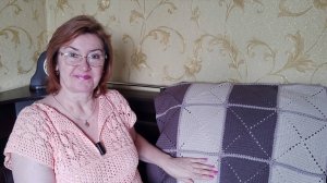 Банный день) Плед из мотивов и топ крючком.