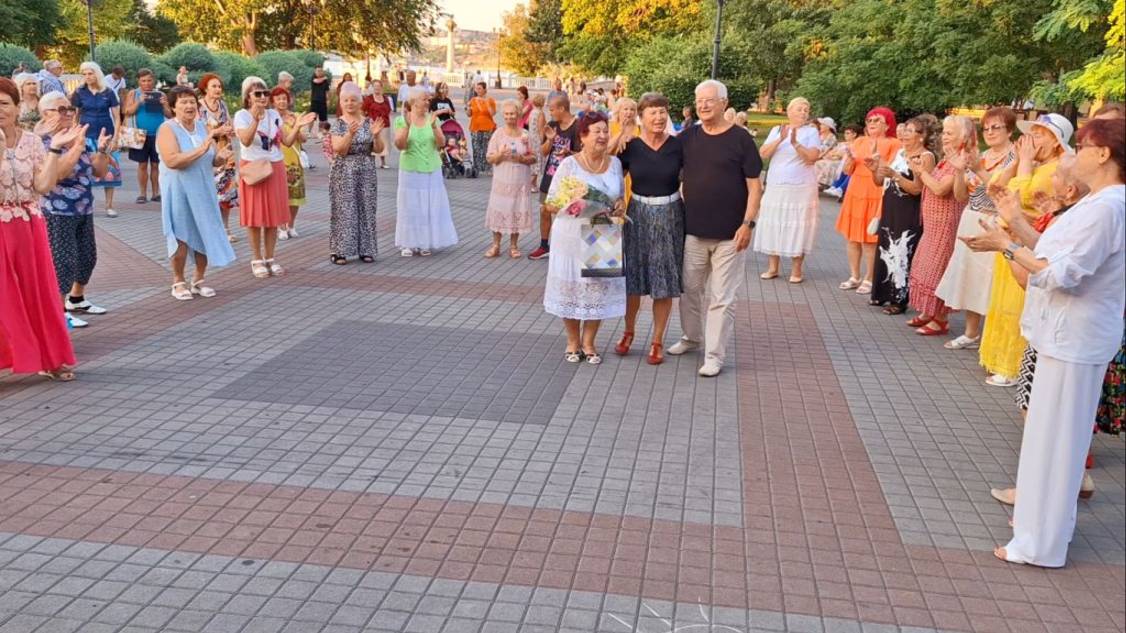 16.07.25 - Танцы на Приморском бульваре - Севастополь - День рождения Сергея и Людмилы - Дуэт СеНат