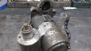 Киа Спортейдж 1 с АКПП - как снять электростартер.