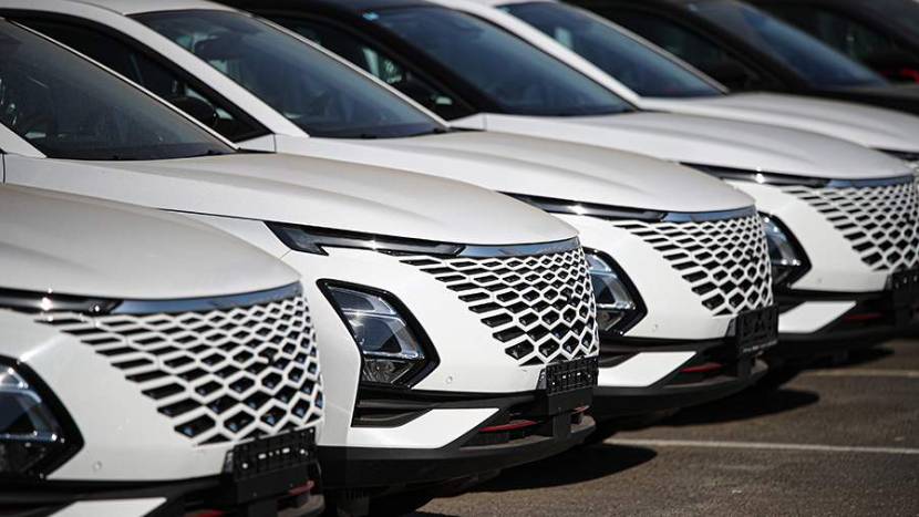 Эксперт оценил идею повышения пошлин на китайские авто в России