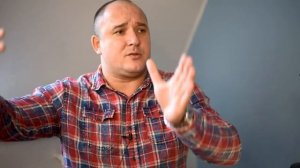 Заведение абиссинской скважины с улицы.