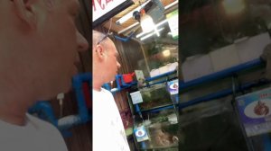 Ресторан Сычуаньская Девушка. Обзор морепродутов в г. Санья, бухта Дадунхай.