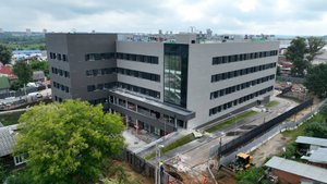 Строительство поликлиники в Октябрьском идет с опережением графика