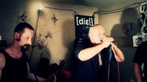 [die!] - Jeder mit Jedem (Studio Performance Clip)