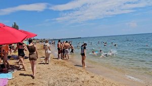 #КРЫМ, ПЛЯЖИ ТРЕЩАТ ПО ШВАМ‼️Феодосия, 17.07.2025г.