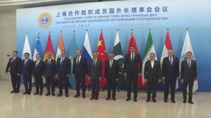 Церемония фотографирования глав делегаций СМИД ШОС,  Тяньцзинь, 15 июля 2025 года