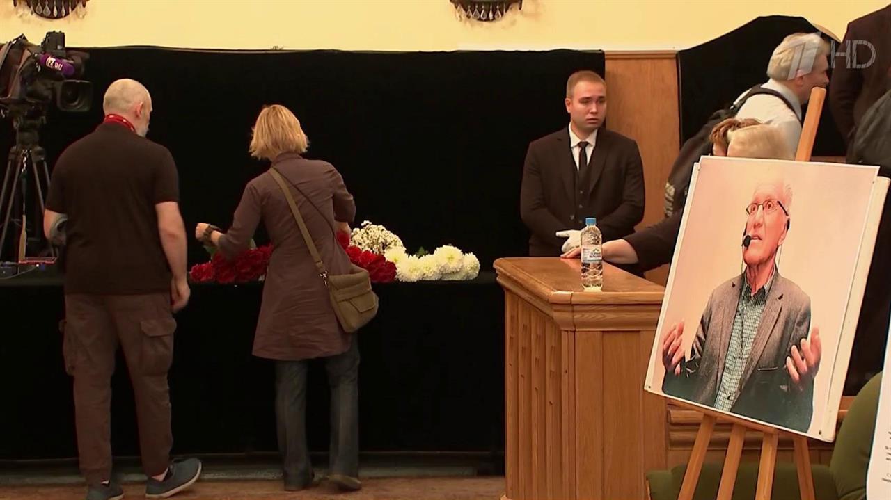 В Москве простились с народным артистом России, режиссером и сценаристом Александром Миттой