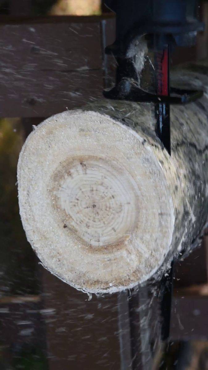 Пилим 16 сантиметров. Makita P-05072