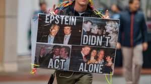 Трамп раскритиковал сторонников, требовавших раскрытия дел Эпштейна