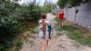 Гуляем в поселке Манас,Сукулукский район.Я отдыхаю в Бишкеке.Чем я занимаюсь там,жизнь в Кыргызстане