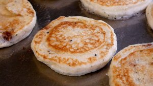 Старинный корейский традиционный хотток — корейская уличная еда