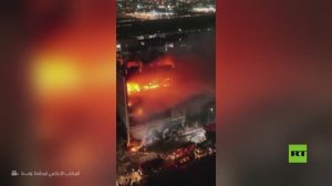 لقطات جوية لحريق يلتهم مركزا تجاريا وسط مدينة الكوت العراقية ويخلف 61 قتيلا