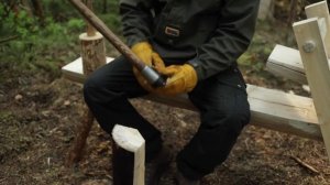 Лесная изба: Делаю Строгальный Верстак, Деревянные Грабли, Еда на Костре, Тест Электростанции