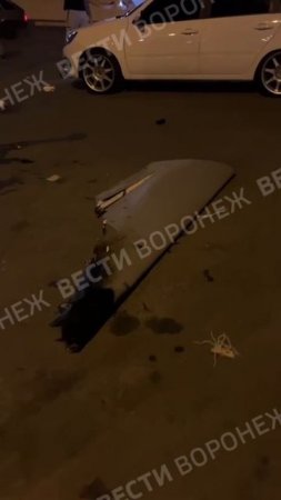 Один из БПЛА врезался в 16-этажный жилой дом на Левом берегу.