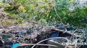 Уничтожение пункта управления БПЛА ВСУ операторами дронов группировки Юг в районе населенного ...