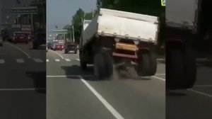Задний мост покинул трассу