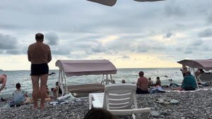 Лазаревское 2025! Сходили в парк на дискотеку! Деньги как вода .Кормим голубей!