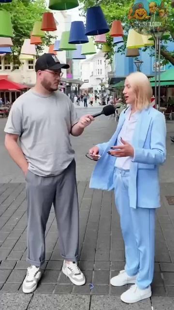 Помните хохлушку, которой измазали г@вном окна?