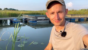 Расчищаю огород после отпуска, всё заростает, эксперимент с ряской для пруда