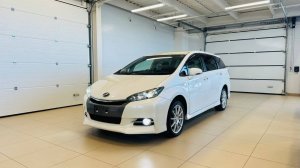 Toyota Wish, 2013 год