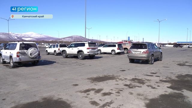 ОБНОВЛЁННАЯ ПАРКОВКА НАЧАЛА РАБОТУ В ГЛАВНОМ АЭРОПОРТУ КАМЧАТКИ • НОВОСТИ КАМЧАТКИ