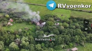 ВСУшные боевики пытаются слиться с местными, переодеваясь в гражданку.