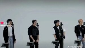 вроде BTS но если нет подскажите название группы