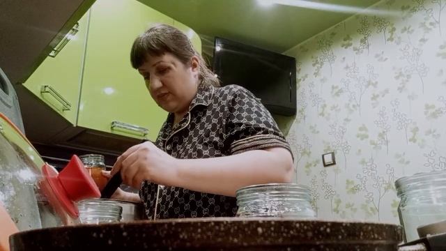 ВЛОГ //РАБОЧИЕ БУДНИ /ЧИТАЮ ВАС /АБРИКОСОВОЕ ВАРЕНЬЕ