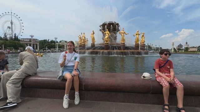 Жара трип. Второй день. ВДНХ