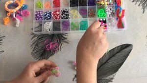 Как сделать браслет перчатку из резиночек для плетения