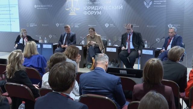 Евгения Червец про модернизацию моделей доверительного управления