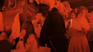 В таверне "Под ведьмачьим мечом"