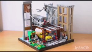 Lego Человек-паук 2 сцена с поездом метро