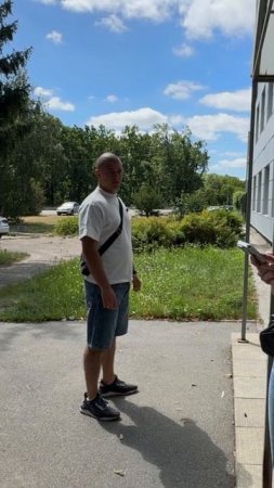 🔴Хохол-момент! Пытался выдавить из себя разговор на украинской моЙве, не получилось😂🔴