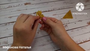 ИЗ ТРЕХ КВАДРАТОВ ❄ сделала снежинку из фоамирана своими руками