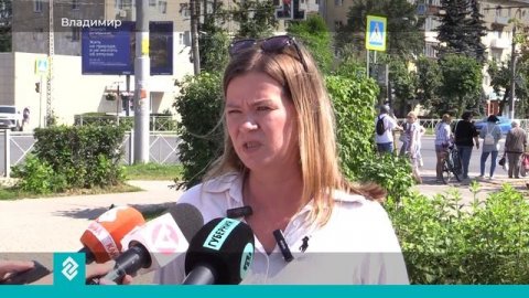 В Левитановском сквере высадили более тысячи новых деревьев и кустарников