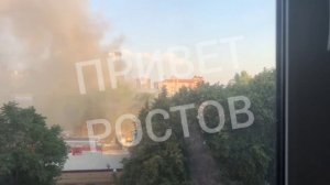Горит воинская часть.