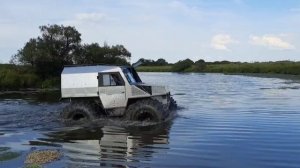 Вездеход "Гольд" на болоте🚜🌊🏊♂️