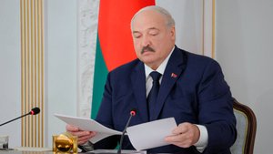 Лукашенко оценил старт уборочной кампании в Беларуси