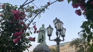 Лето в Москве. Пушкинская площадь.