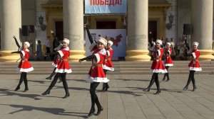 Ансамбль танца " Метелица " . " Девичий казачий танец "