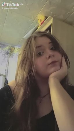 Ночь? Утро? Вечер? День? 👀♡
Не важно я посылаю луч позитива и удачи 🐞🍀