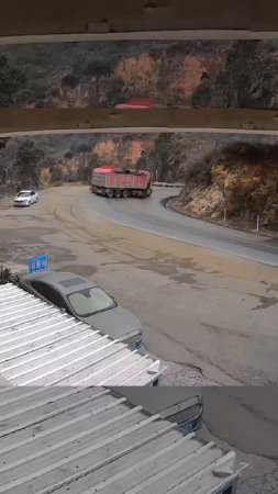 Снижайте скорость в поворотах!