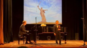 Слова Г. Ходосова. Музыка С. Туликова "ЛИШЬ ТЫ СМОГЛА, МОЯ РОССИЯ"