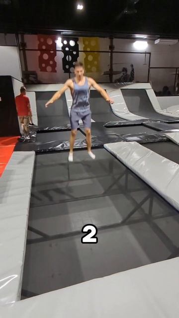 ПОСЛЕДНИЙ РАЗ! #сальто #батуты #прыжки #развлечения #сп? смотреть онлайн