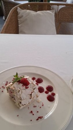 Меренговый рулет